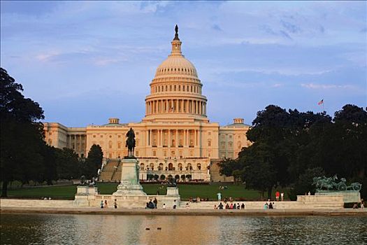 水塘,正面,政府建筑,国会大厦建筑,华盛顿特区,美国
