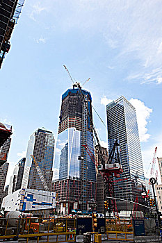 纽约世贸中心遗址,在建的自由塔