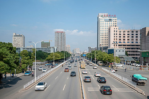 城市道路,公路