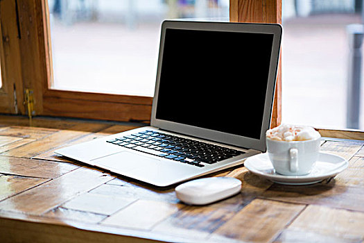 笔记本电脑,咖啡杯,桌上,咖啡,特写