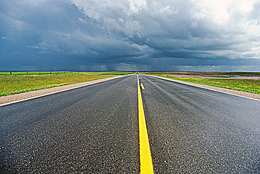 雷雨,上方,公路,萨斯喀彻温,加拿大