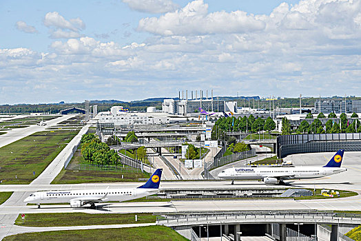 汉莎航空公司,空中客车,客机,滑行,飞机跑道,慕尼黑,机场,上巴伐利亚,德国,欧洲