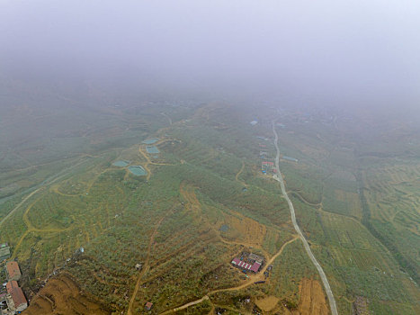 沂蒙山区的小山村