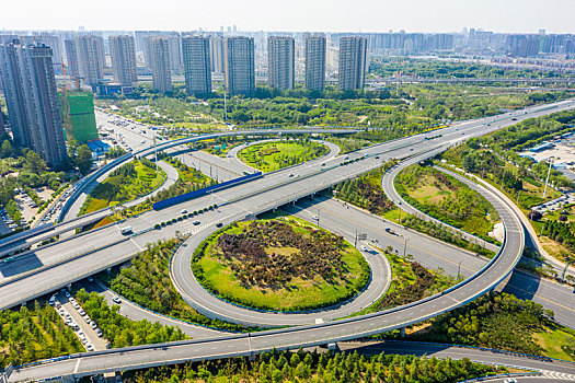 航拍河南郑州机场高速公路航海路互通式立交桥