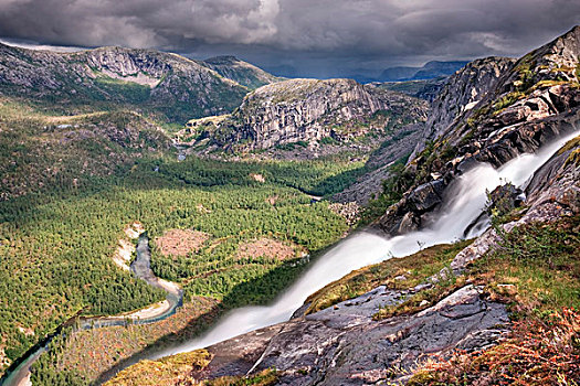 瀑布,河,山谷,国家公园,诺尔兰郡,挪威,斯堪的纳维亚,欧洲