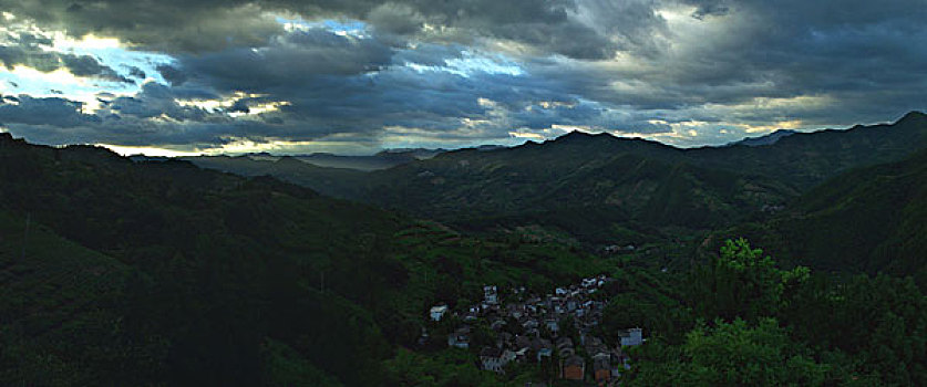 安徽歙县石潭全景