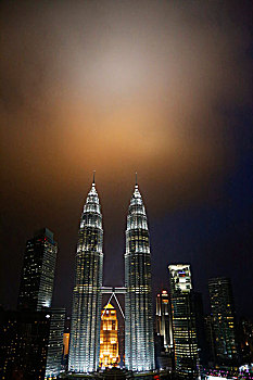 双子塔,吉隆坡,雷雨天气,后面,日落