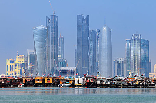独桅三角帆船,正面,天际线,新城,商务区,多哈,卡塔尔,中东