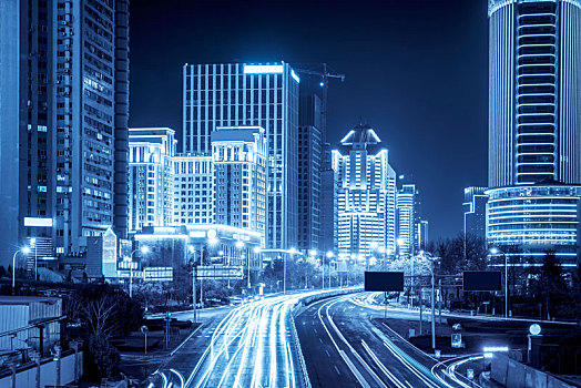 城市道路建筑夜景