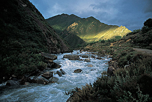 水,一个,小河,名字,雅鲁藏布江,路线,加德满都,拉萨,尼泊尔
