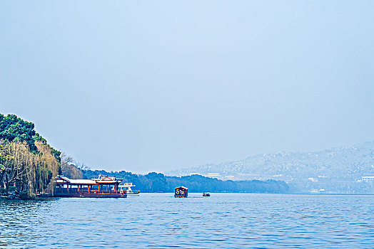 杭州西湖雪景,游船
