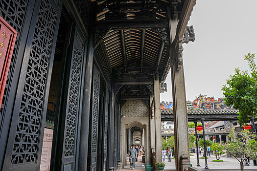 羊城广州阴天的陈家祠古建筑群特写