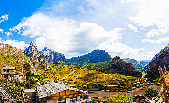 甘肃扎尕那美景