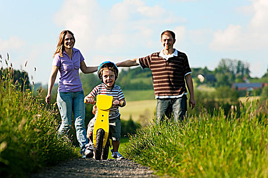 家庭,男孩,孩子,周末,旅游,父母,走,儿子,练习,训练,自行车