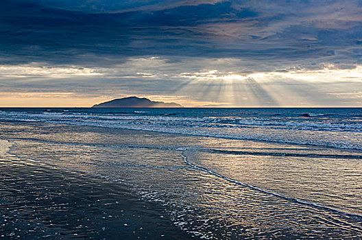 傍晚,沙滩,波浪,阳光,流动,生动,云,东海岸,北岛,新西兰,大洋洲