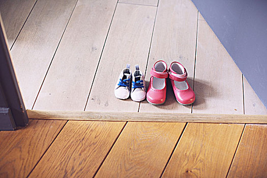 鞋,并排,地板