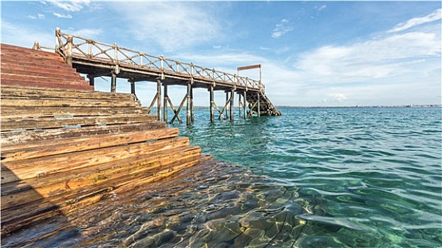 木桥,印度洋