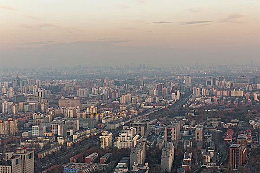 在电视塔俯瞰北京