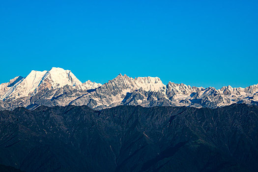 蜀山之王贡嘎雪山