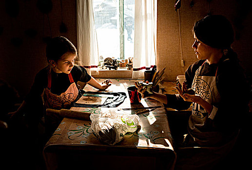 俄罗斯人,女孩,工艺,传统,乡村,靠近,伊尔库茨克,区域,西伯利亚,俄罗斯