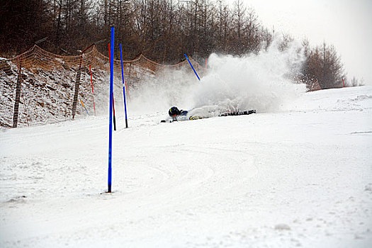 滑雪