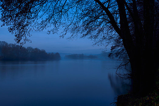 河,黄昏,巴登符腾堡,德国