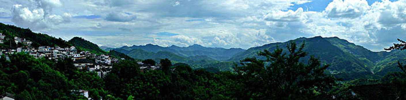 安徽歙县坡山全景