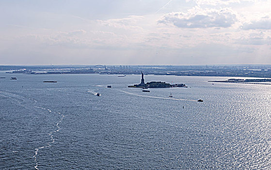 纽约湾自由女神像