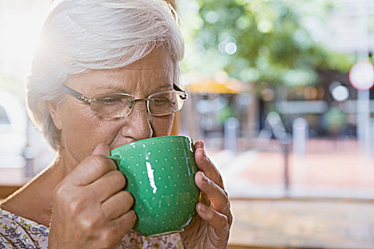 老年,女人,喝咖啡