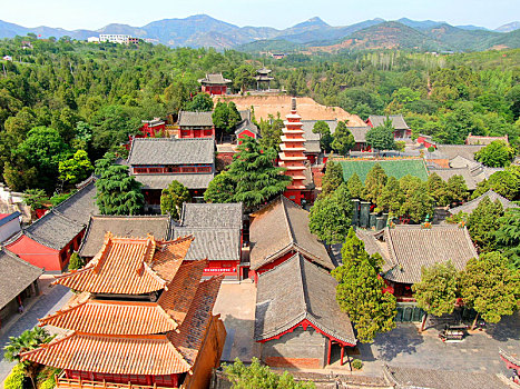 深山古寺,风穴寺