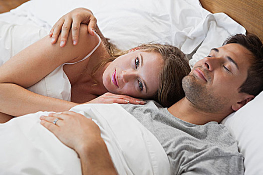 年轻,情侣,睡觉,一起,床上