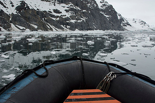 风景,沿岸,海冰,小艇,斯匹次卑尔根岛,斯瓦尔巴特群岛,挪威