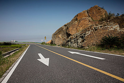 高山上的盘山公路