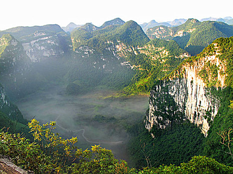 平塘打岱河天坑