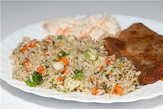 糙米,鱼,蔬菜