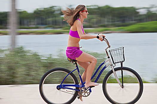 女孩,骑自行车,赤足