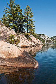 花冈岩,悬崖,乔治湖,基拉尼省立公园,安大略省