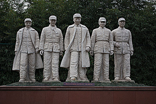 竹沟革命纪念馆塑像