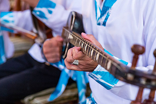 乌兹别克斯坦,传统乐器