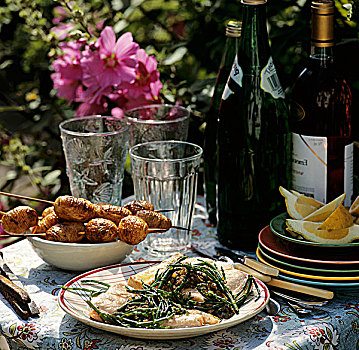 三文鱼,欧洲海蓬子,肉馅,烤串,桌上,花园