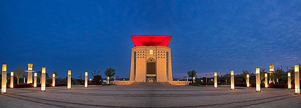 三国历史文化名城,河南许昌旅游服务中心,许昌之门