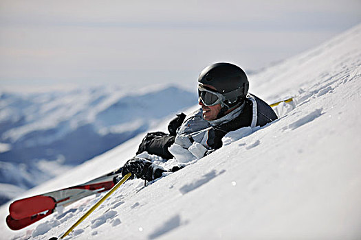 年轻,滑雪,放松,雪中,看,山脉,美女,晴朗,冬天,白天