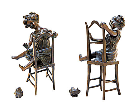 老式,青铜,小雕像,女孩,坐,椅子,玩