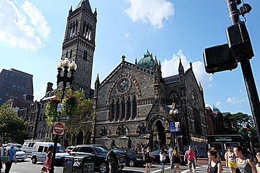 波士顿三一教堂