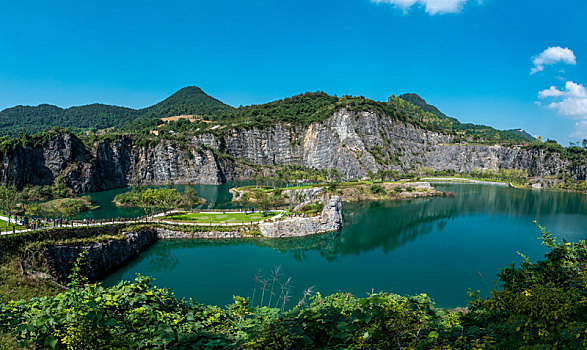 深秋的重庆渝北矿山公园