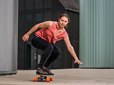 女人,滑板,22岁,城市,环境