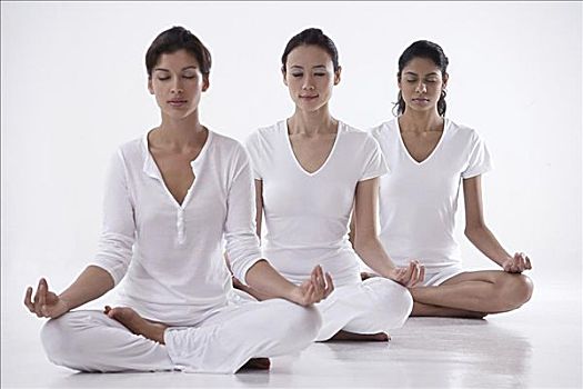 三个女人,坐,瑜伽姿势,沉思,闭眼