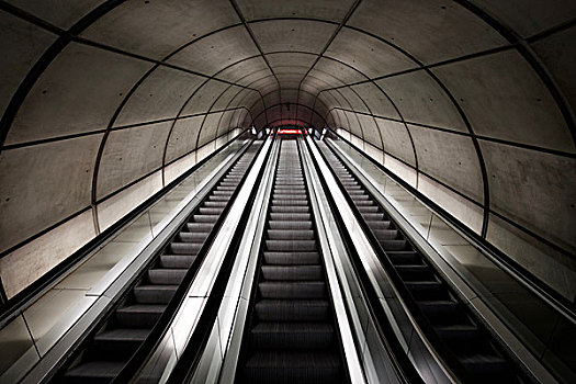 地铁站,毕尔巴鄂