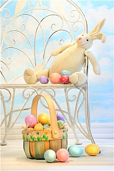 复活节兔子,蛋,椅子