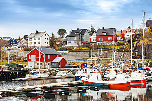 小,红色,白色,渔船,站立,停泊,挪威,捕鱼,城镇